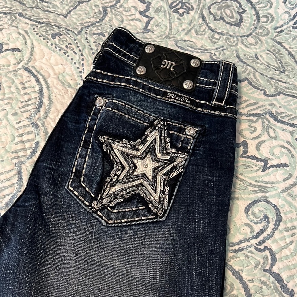 Size 28R Bootcut Miss Me Jeans